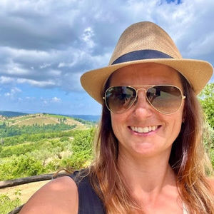 Meet your Posher, Andrea